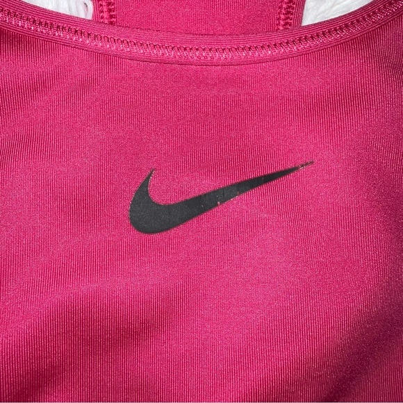 Women's Nike Sports Bra Fuchsia Swoosh Dri Fit Size Medium - Picture 3 of 6